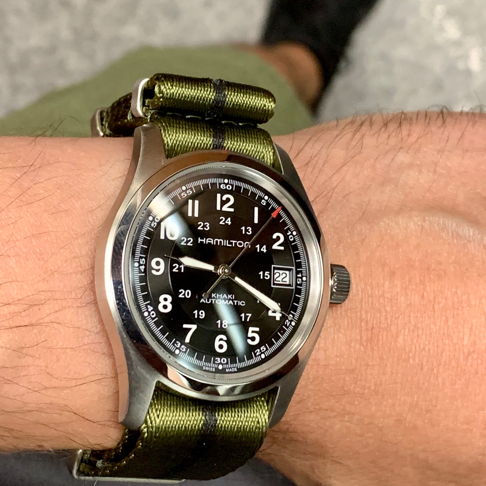 How to fit and wear a NATO Strap